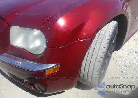 2006 Chrysler 300C z USA, uszkodzony, nr VIN 2C3KA63H56H426706